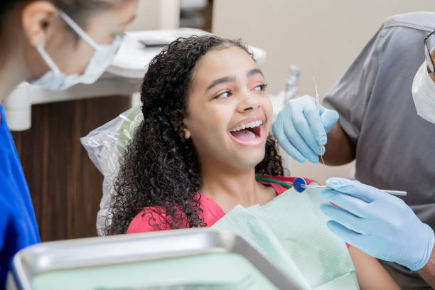 Best Emergency Tooth Extraction  in Oak Hill, WV